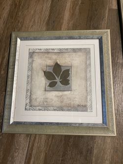3 Frames of Bed Bath & Beyond Floral Picture