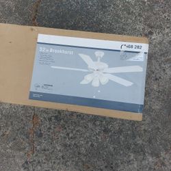 52" Brookhurst White Fan New In Box