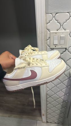 Nike Cream And Maroon