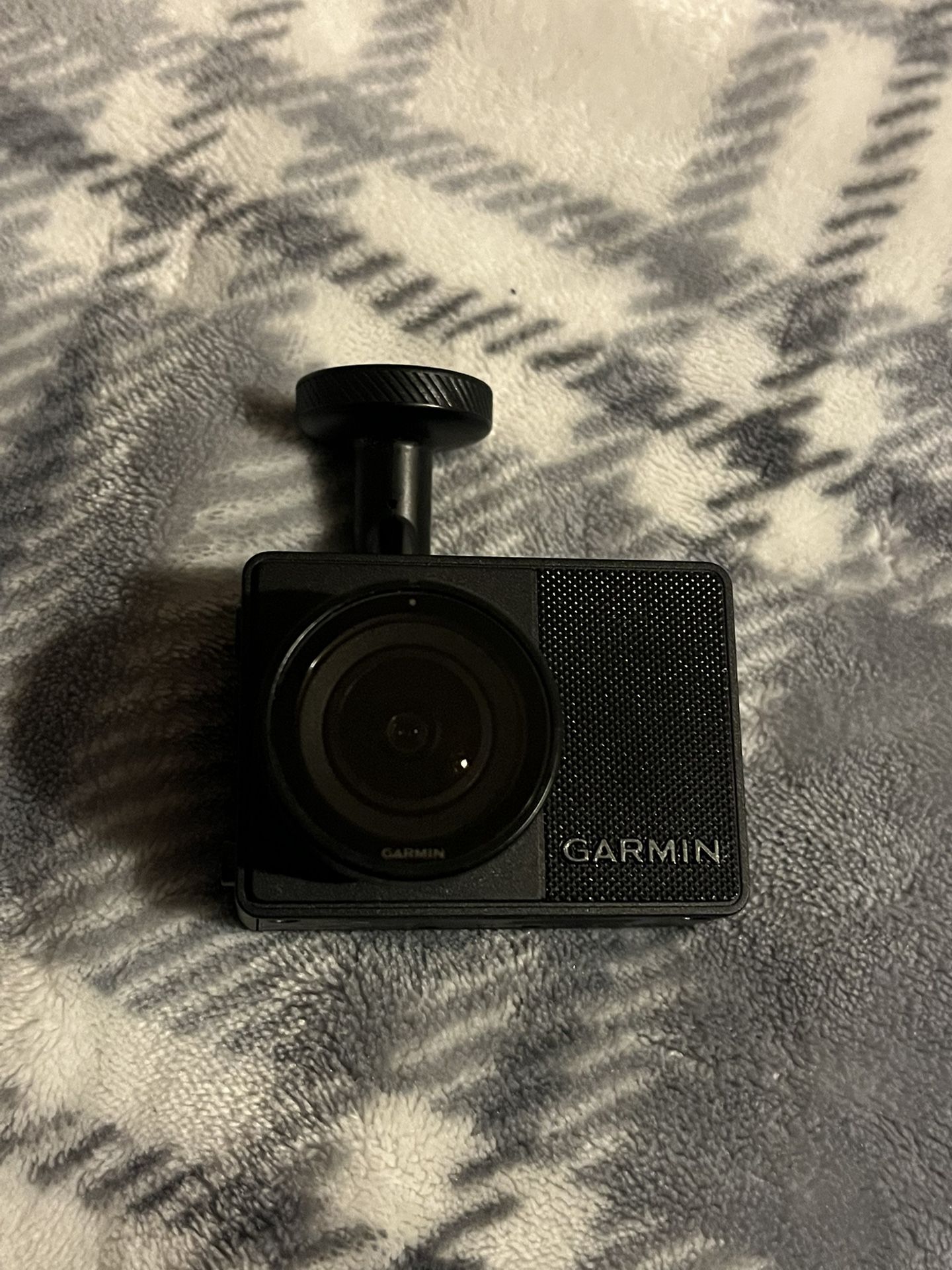 Garmin Dash Cam 57