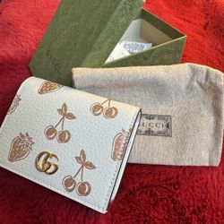  Brand New Special Edition Gucci Wallet – Ivory & Rose Gold Cherry Design