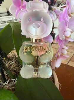Moschino toy boy  white perfume