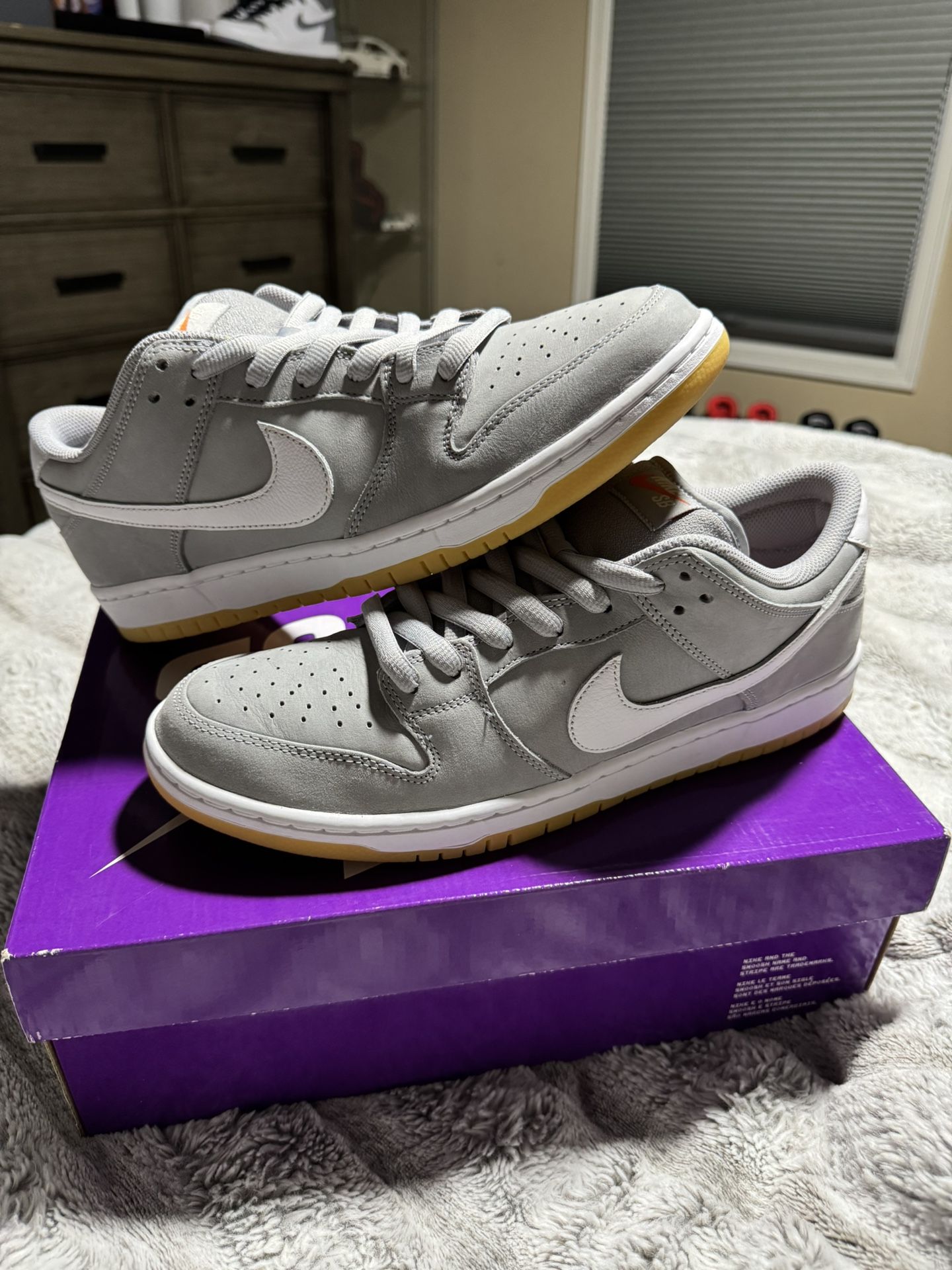 Nike SB Dunk Low Pro ISO Orange Label Wolf Grey Gum