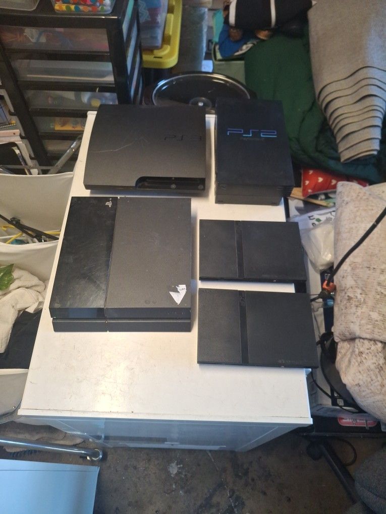 5 Console Lot