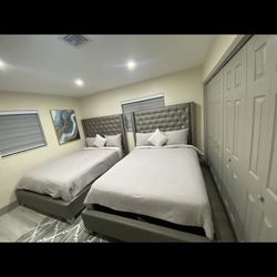 Two Queen Beds Bedroom Set 