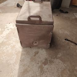 Cambro Insulated Foot Storage Container 