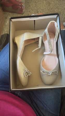 Little girls shoes size 1