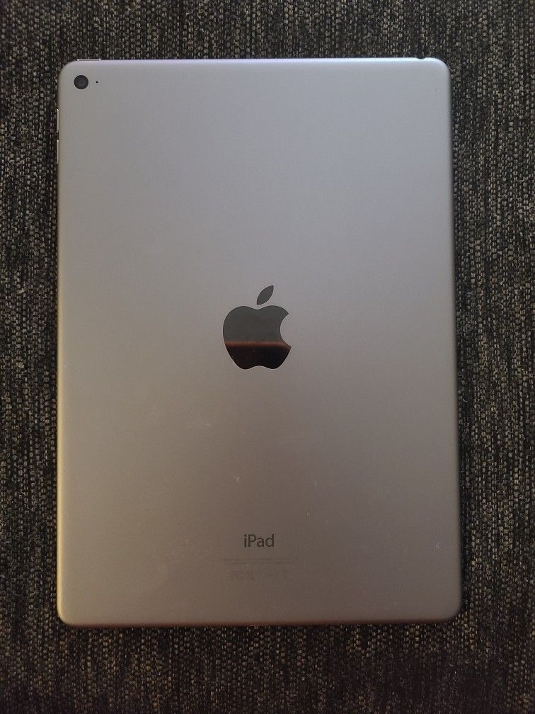 Apple IPad Air 64 gb