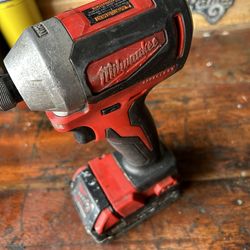Milwaukee M18 Impact Drill