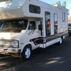 1978 Dreamer Sportsman Motorhome Low Mileage 45,900 Everything Works Remodeled New Tires Very Very