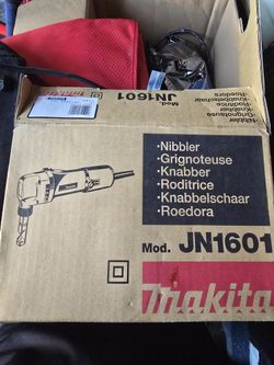 Makita Nibbler JN1601