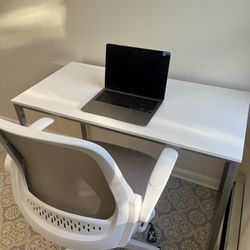 White Desk And Chair