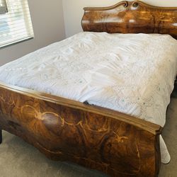 Antique Circa 1870’s-1880’s Rare Burl Bowed Walnut Queen Bed