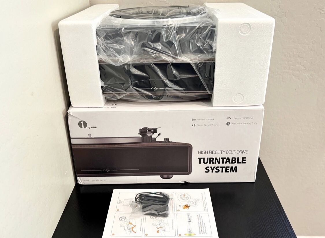 1 by ONE High Fidelity Belt Drive Bluetooth Turntable with Built-In Speakers,  This 1byone High Fidelity Belt Drive Bluetooth Turntable is a must-have