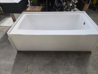 Delta 60x32 bathtub