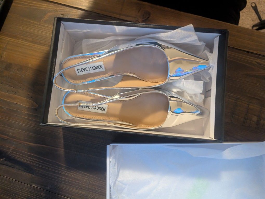 Steve madden kitten heels 