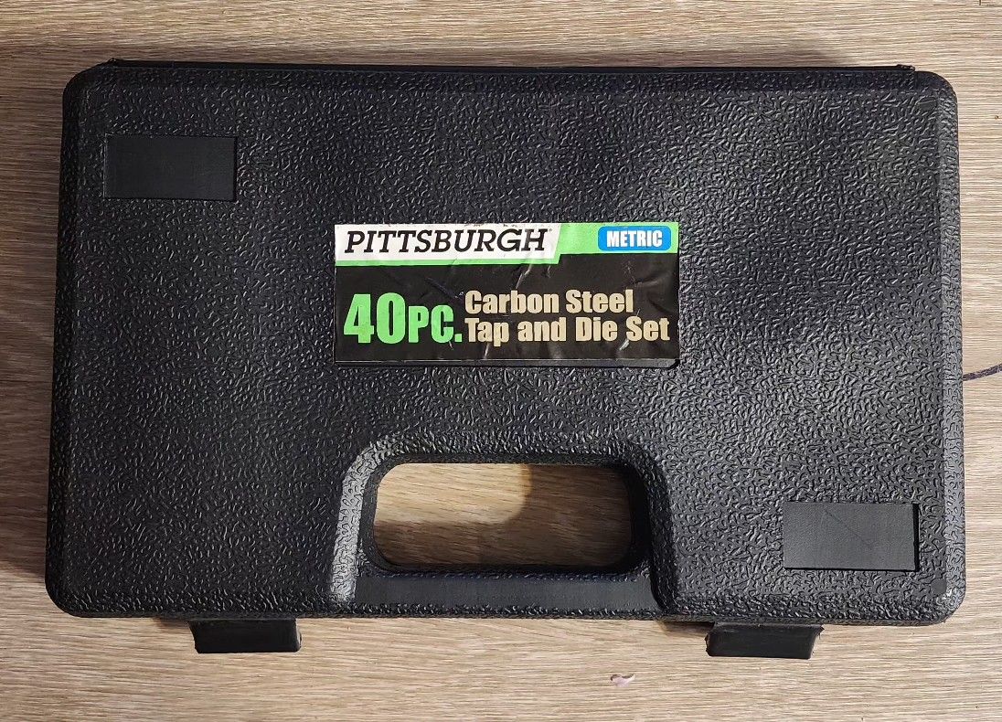 TAP & DIE SET