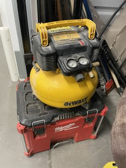 Construction Sale/Venta de construcción