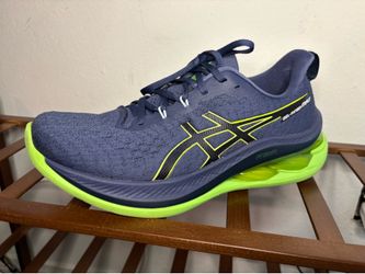 ASICS GEL-KINSEI MAX Size9 "Thunder Blue" con detalles en verde "Electric Lime"