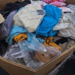 Brand New Mixed Clothing Pallet