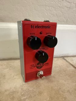 TC Electronic Blood Moon Phaser Guitar Pedal