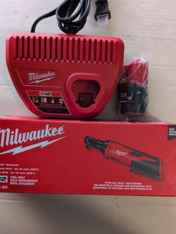 Milwaukee M12 3/8" Ratchet, 2.0ah Battery , Charger 110.00