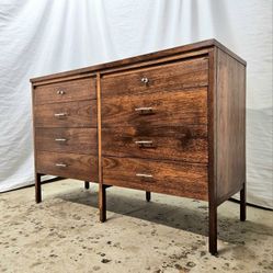 Vintage Mid Century Modern Paul McCobb Dresser 