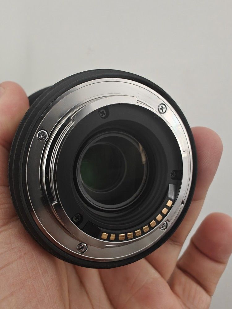 Sigma 18-50mm f/2.8 DCDNC
(Contemporary) Autofocus APS-C
Lens for Fujifilm X-Mount, Black
55)