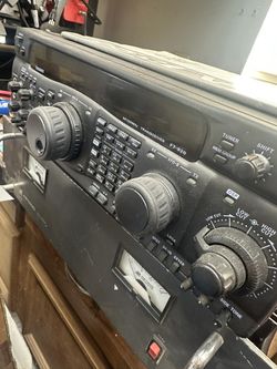 Ham radio YAESU FT-920 HF 50MHz All Mode Ham Radio Transceiver - Excellent Condition