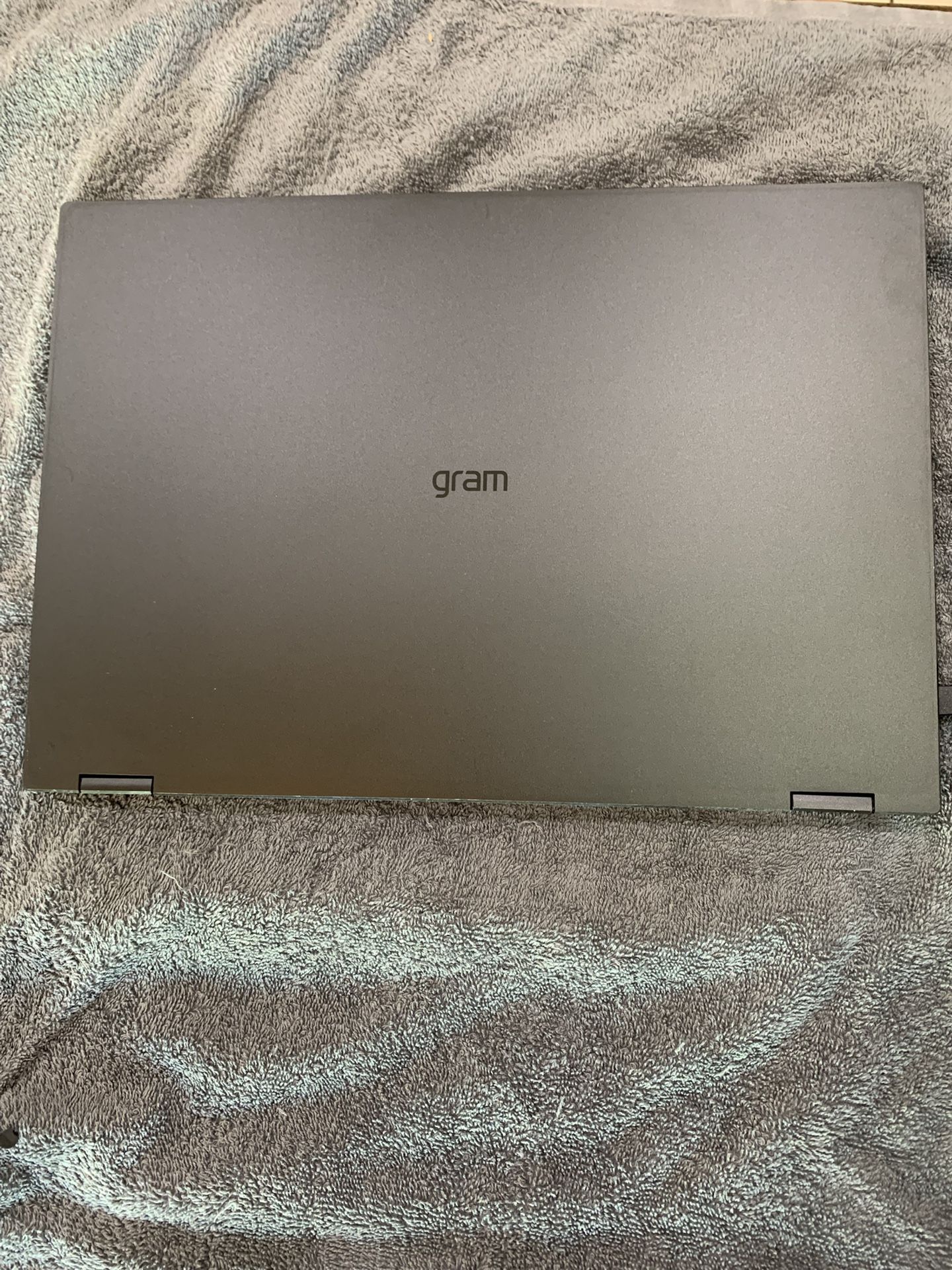 LG GRAM Laptop