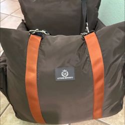 Luther Bennett Pet Travel Pod & Bed