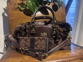 Authentic Coach Sabrina Satchel/Shoulder  Bag with Matching Wallet 