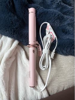 Brand New T3 Singlepass Curling Iron 1.5” Barrel
