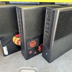 Xbox One Lot – For Parts or Repair – No Cables