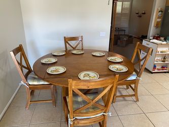 Quality Real Wood Alder Dining Set – Converts from Square to 66” Round – 4 Chairs