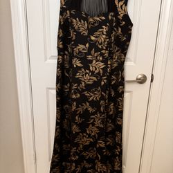 En Focus Women Black Evening Long Dress W/Gold Accent Sleeveless