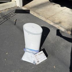 Dekor Mini diaper garbage With Refill Let Need