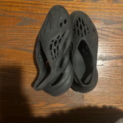 Yeezy Foam Slides Size 10
