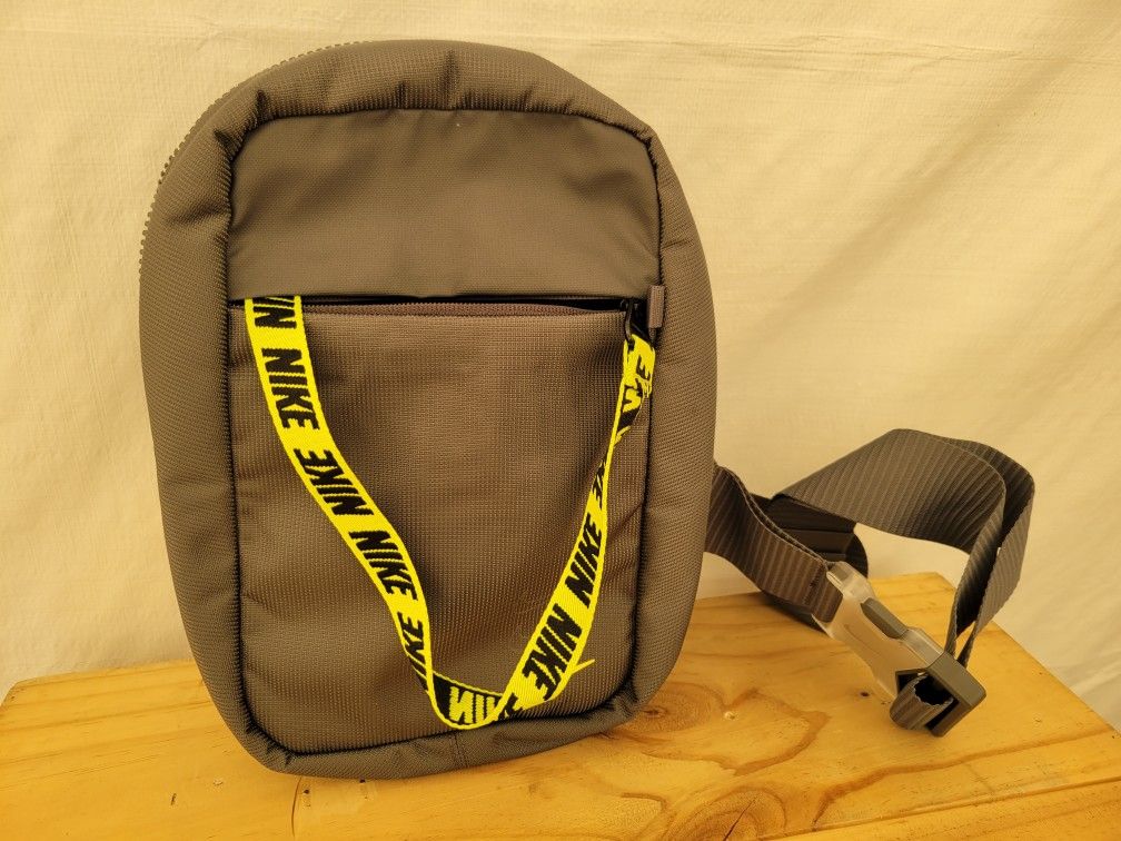 Small Nike Shoulder Bag