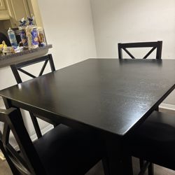 Dining Table & Chairs