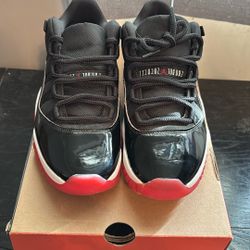 Jordan 11 Low Bred 2025 