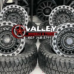 17” Black rihno wheel Oem  Chevy  GMC  Toyota Nissan Honda  0 Offset 