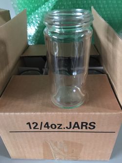 4 oz Spice Jars w/ accessories - 12 per box