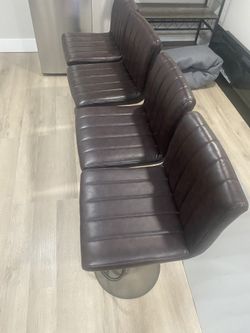 4 Barstools