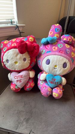 Hello kitty & my melody plushies