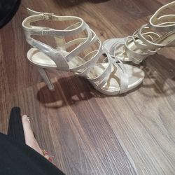 Sandal 
