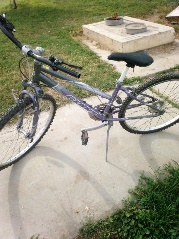 Giant Mountain Bike
