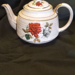 Sadler Teapot 
