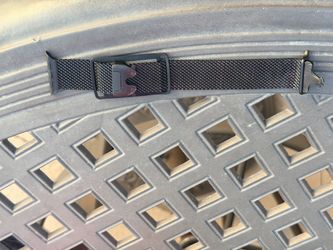 Apple Titanium Milanese Loop Black