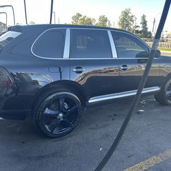 2004 Porsche Cayenne